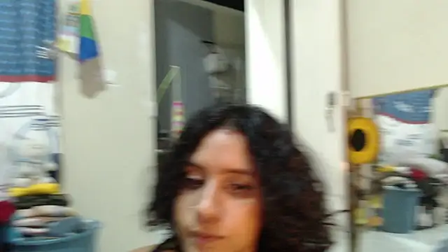 AlinaWoolf_ Cameră chat live