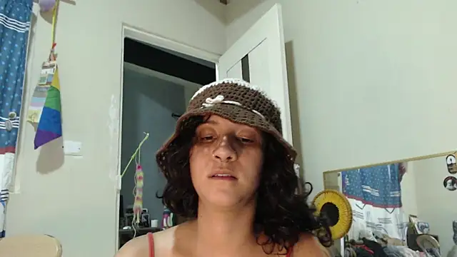 חדר צ'אט בשידור חי של AlinaWoolf_
