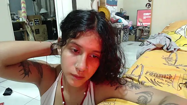 AlinaWoolf_'s Live XXX Chat