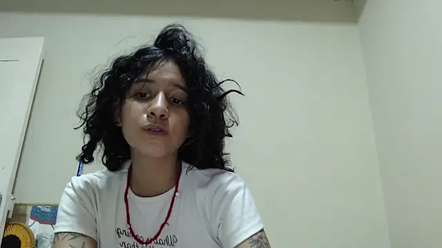 AlinaWoolf_ – Live XXX-chat