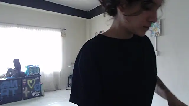 AlinaWoolf_'s Live XXX Chat
