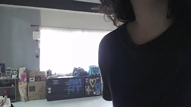 AlinaWoolf_'s Live XXX Chat