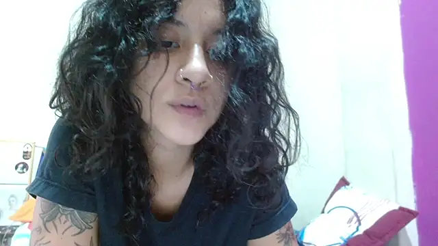 AlinaWoolf_ – Live XXX-chat