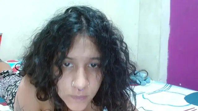 AlinaWoolf_ 라이브 XXX 채팅