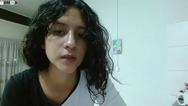 Chat XXX en directo de AlinaWoolf_