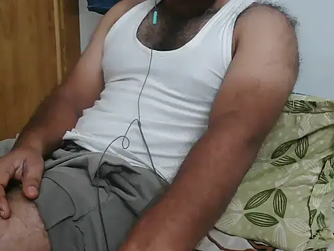 Tamil_Kishore_28's Live XXX Chat