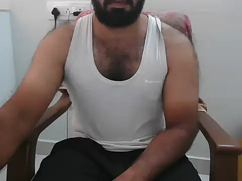 Tamil_Kishore_28 Show in webcam