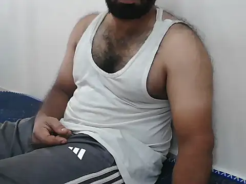 Tamil_Kishore_28: διαδικτυακό σόου στην κάμερα