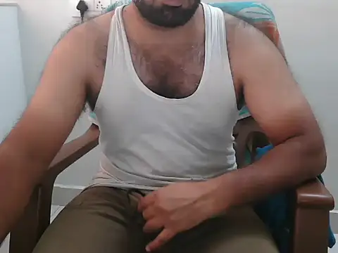 Tamil_Kishore_28 Show in webcam
