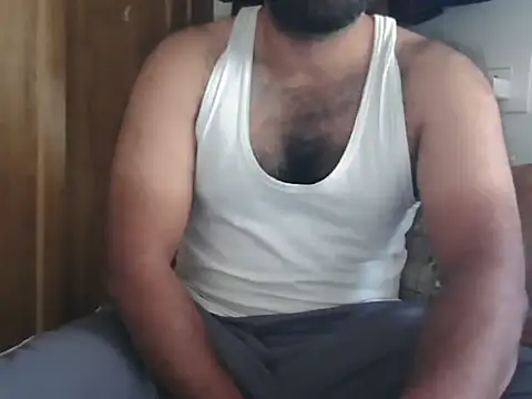 Tamil_Kishore_28 Show in webcam
