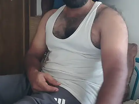 Pokazy przed kamerką – Tamil_Kishore_28