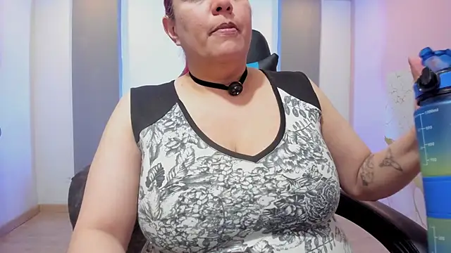 Živý XXX chat Sammy_owens_