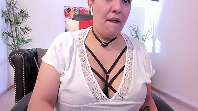 Chat +18 de Sammy_owens_ ao vivo