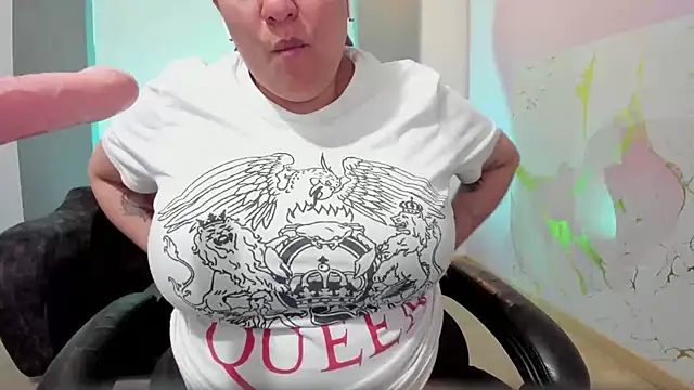 دردشة Sammy_owens_ الجنسية المباشرة