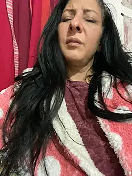 _Make_Me_Cum_Hard_ Adlı Modelin Canlı XXX Sohbeti