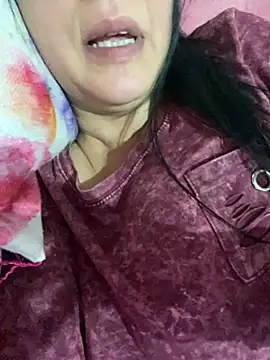 _Make_Me_Cum_Hard_ Adlı Modelin Canlı XXX Sohbeti