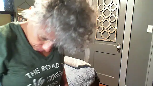 CeceilaMoon's Webcam Show