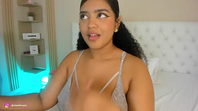 sharlot_evans_ 라이브 XXX 채팅