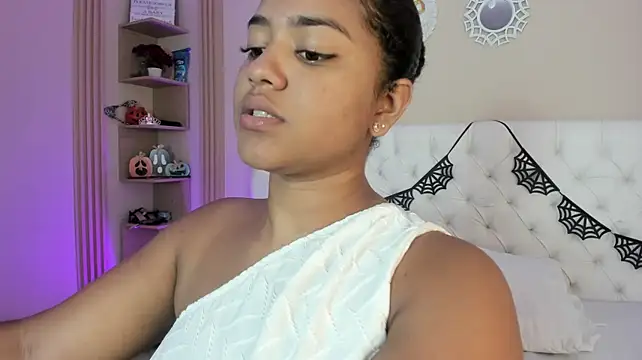 Webkamerová show sharlot_evans_