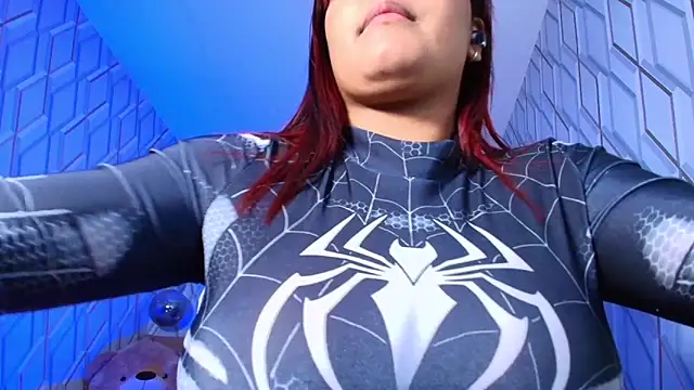 NicolleTaylor Adlı Modelin Web Kamerası Şovu