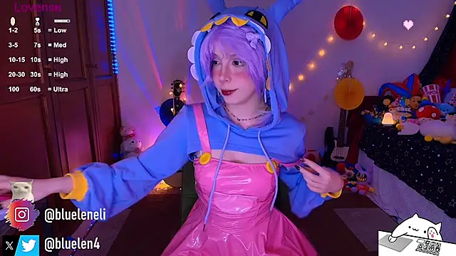 bluelen's Webcam Show