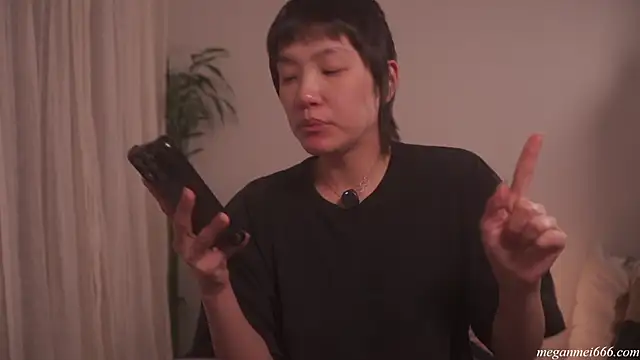 Онлайн чат XXX meganmei666