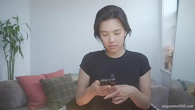 XXX chat uživo modela meganmei666
