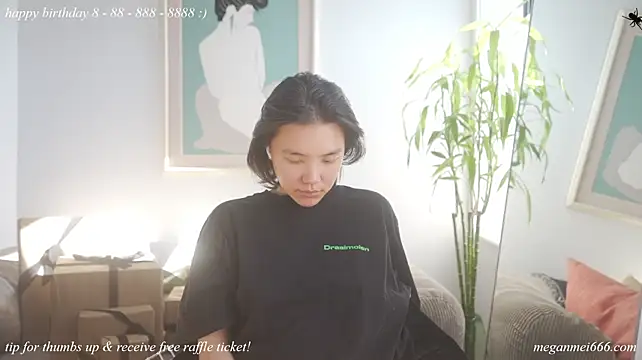 meganmei666のウェブカメラショー