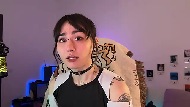 Živý XXX chat deadlysweet