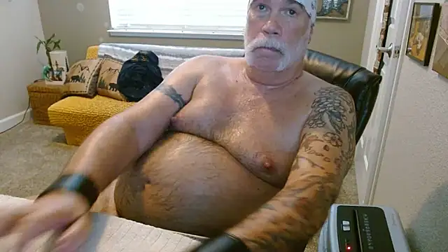 musclebearnips' Webcam Show