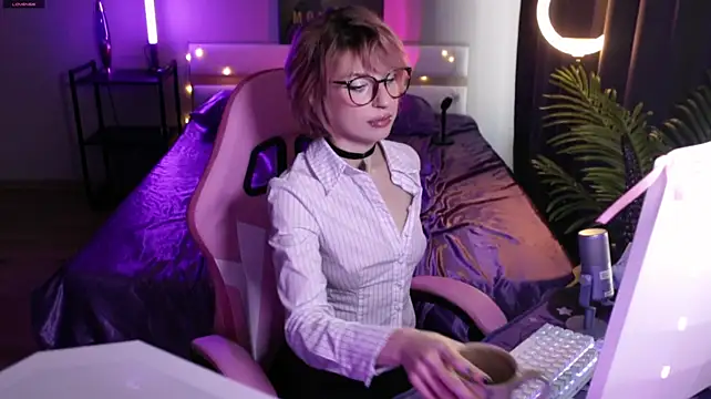 _Moonlight_t's Live XXX Chat