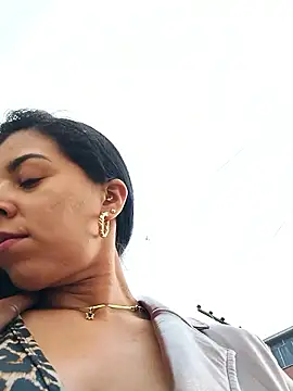 Luianna: вебкам-шоу