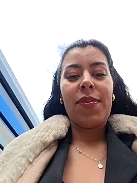 Luianna Live XXX-chat