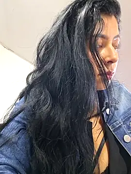 Luianna Live XXX-chat