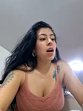 Luianna's Webcam Show