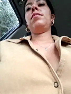 Luianna's Live XXX Chat