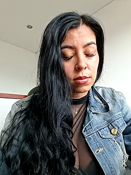 Luianna's Live XXX Chat