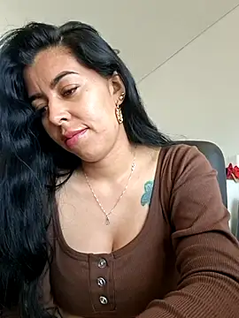 Luianna Live XXX Chat