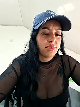 Luianna's Live XXX Chat