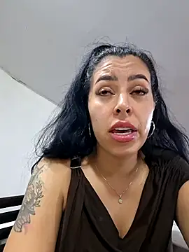 Luianna Chat XXX live