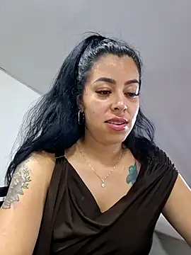 Luianna Chat XXX live