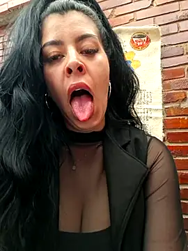 Chat +18 de Luianna ao vivo