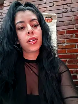Luianna's Live XXX Chat
