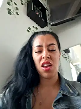 Luianna Chat XXX in diretta
