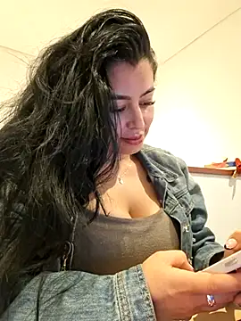 Czat XXX na żywo – Luianna