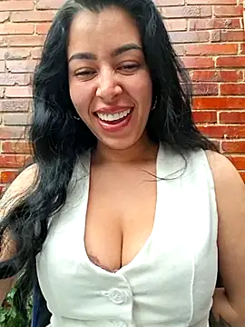 Luianna's Webcam Show
