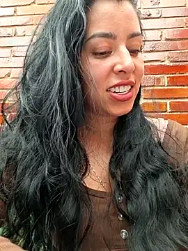 Luianna's Live XXX Chat