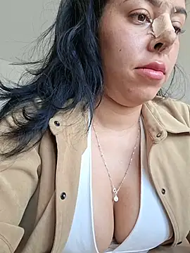 Luianna live XXX chat