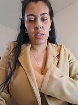 Luianna's Live XXX Chat