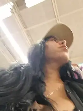 Luianna's Live XXX Chat